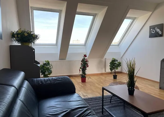 Dachgeschoss Fuer 4 Mit Terrasse *