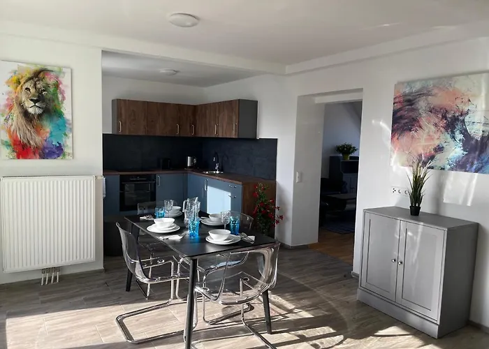 Dachgeschoss Fuer 4 Mit Terrasse *