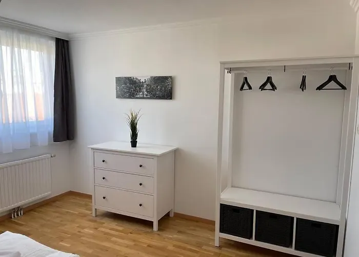 Dachgeschoss Fuer 4 Mit Terrasse *